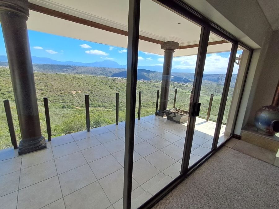 5 Bedroom Property for Sale in Avonddans Western Cape